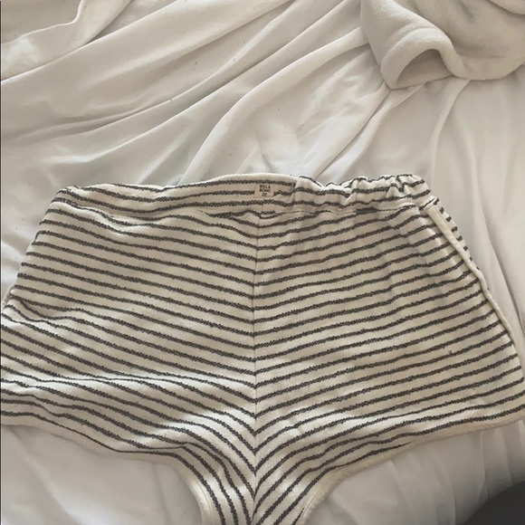 shorts - Picture 2 of 3